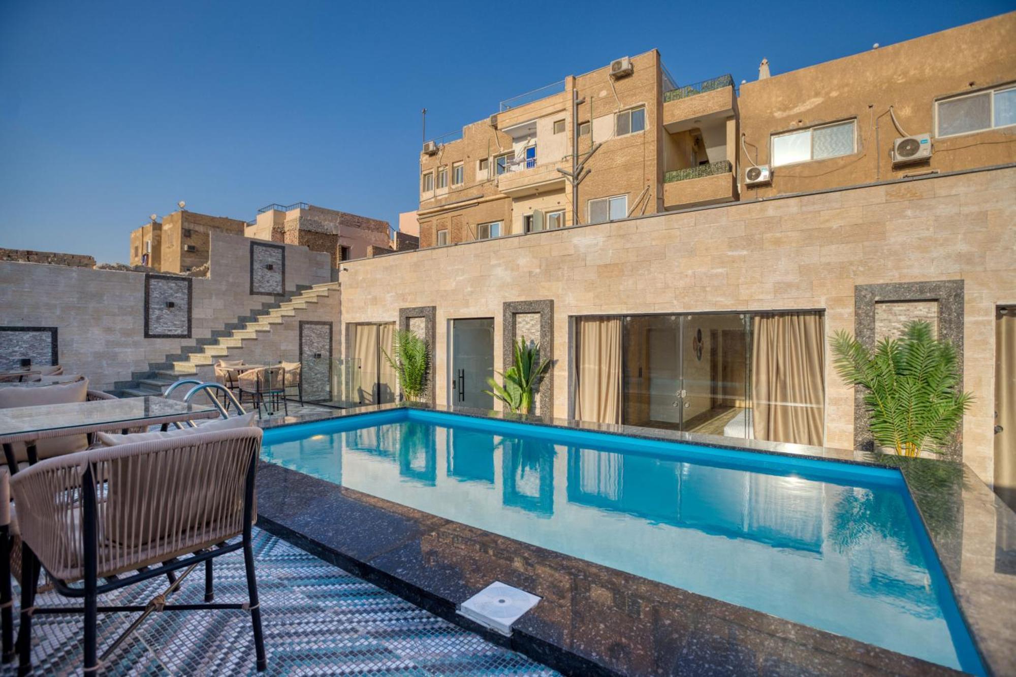 Beyond Pyramids View Hotel 3*