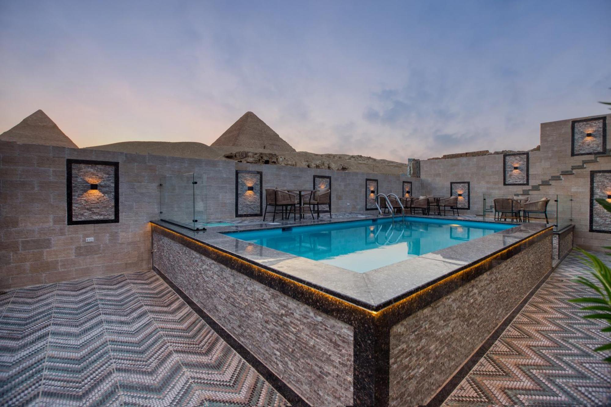 Beyond Pyramids View 3* Cairo