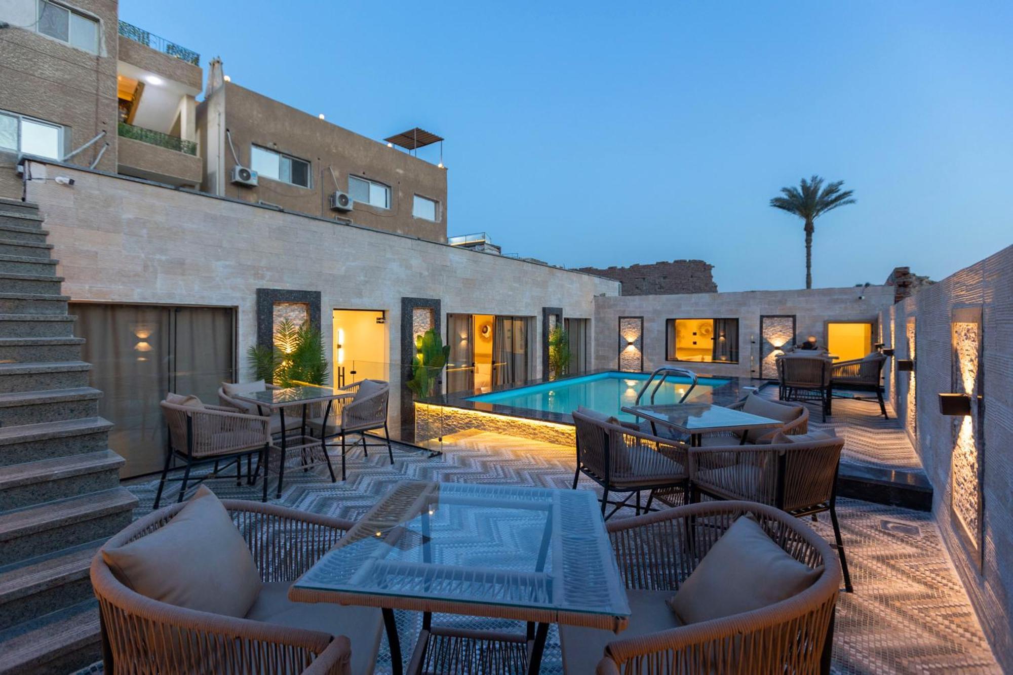 Hotel Beyond Pyramids View 3*