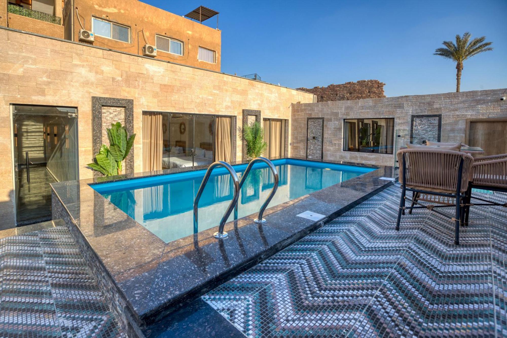 Beyond Pyramids View Hotel